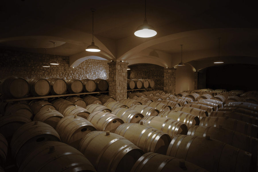 HVl3asU1_KECHRIS_WINERY3.jpg